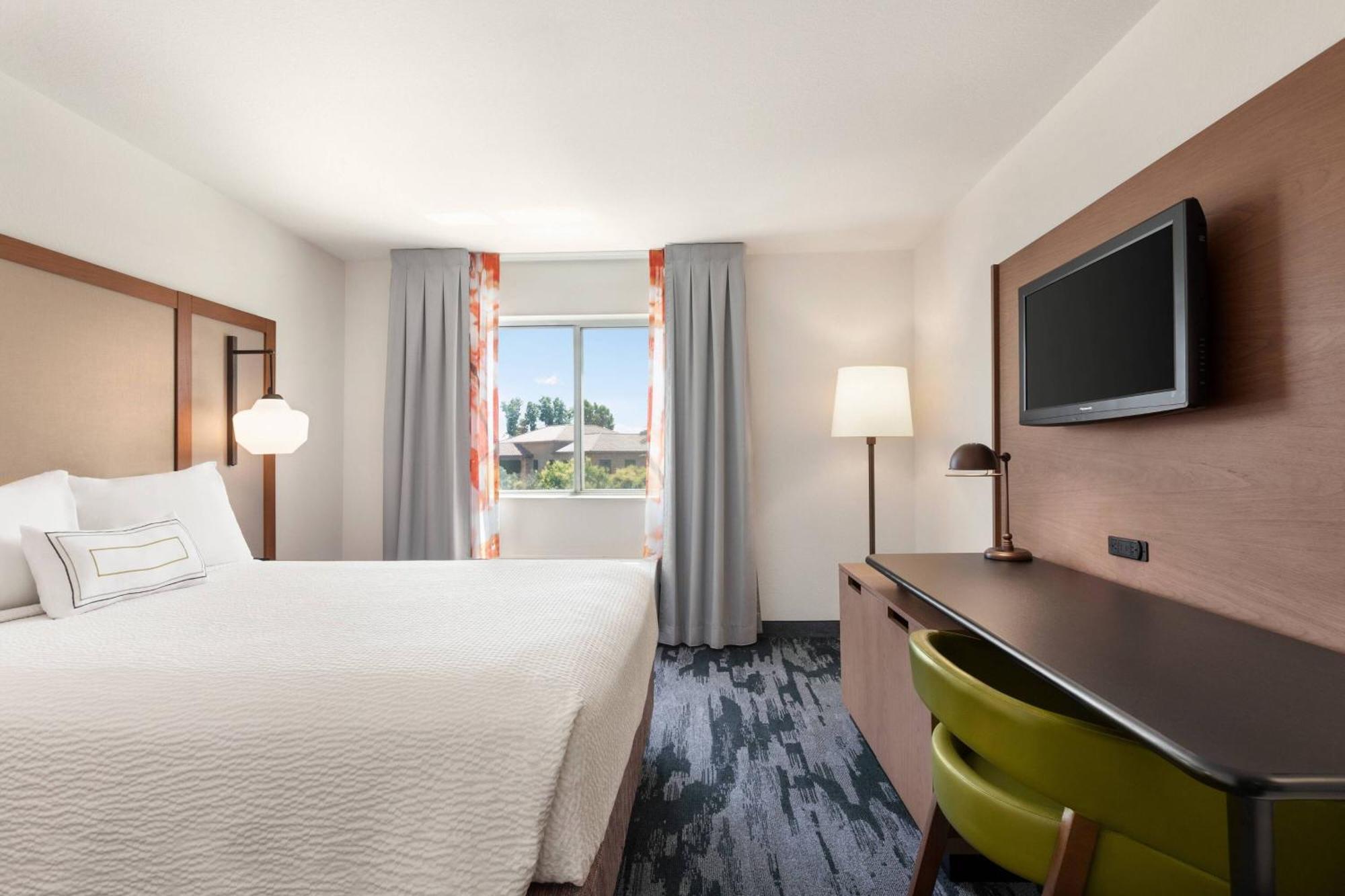 Fairfield Inn By Marriott Visalia Sequoia Dış mekan fotoğraf